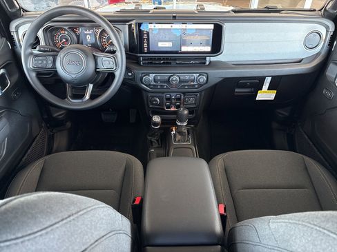 New 2026 Jeep Gladiator Sport AWD/4WD image 15