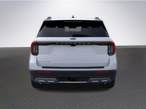 New 2026 Ford Explorer Active w/ Active Comfort Package RWD image 5