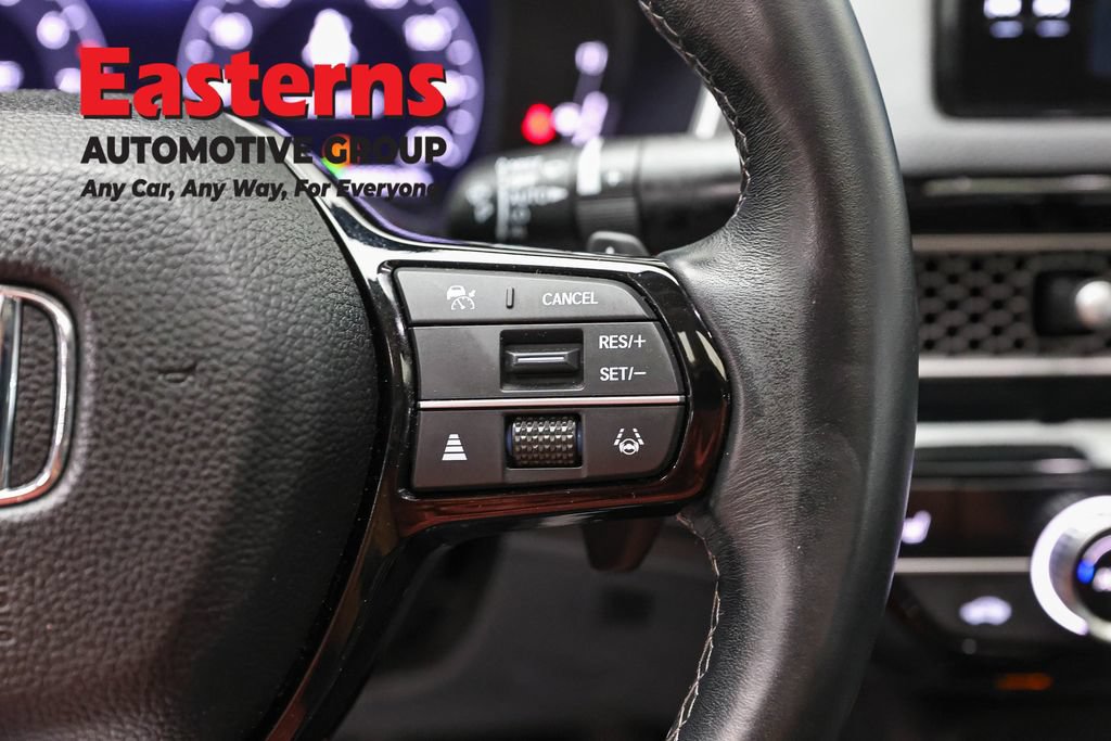 Used 2022 Honda Civic Touring image 17