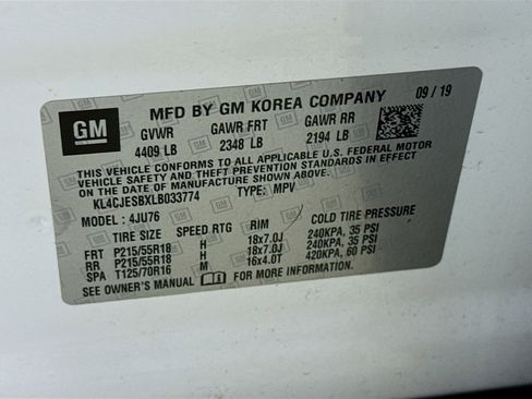 Used 2020 Buick Encore Preferred image 40