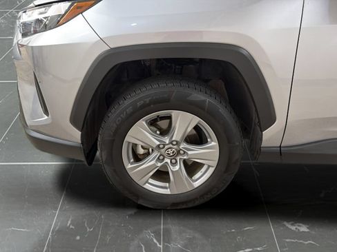 Used 2025 Toyota RAV4 XLE AWD/4WD image 24