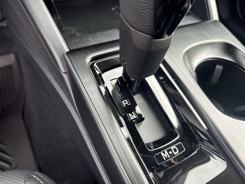 New 2026 Subaru Outback Limited AWD/4WD image 32