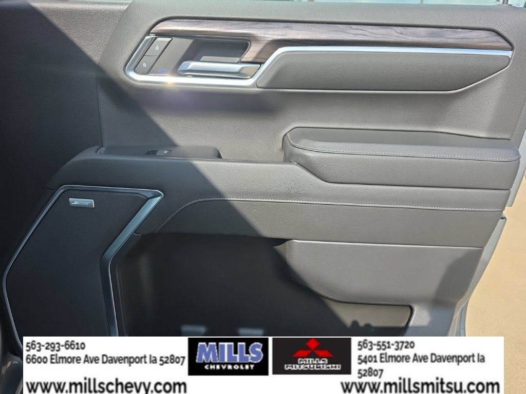 Used 2023 Chevrolet Silverado 1500 LTZ w/ LPO, Dark Essentials Package AWD/4WD image 20