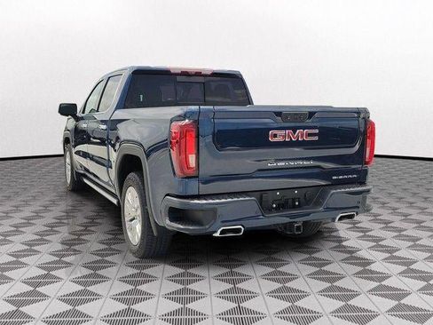 Used 2023 GMC Sierra 1500 Denali w/ Technology Package AWD/4WD image 4
