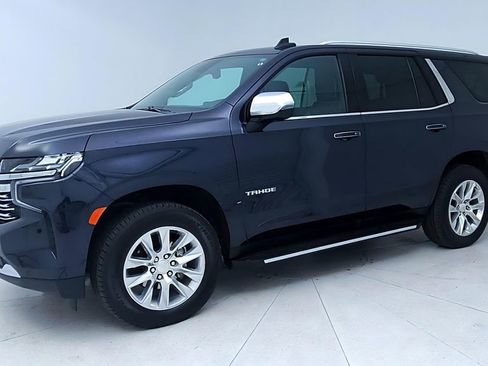 Used 2023 Chevrolet Tahoe Premier RWD image 3