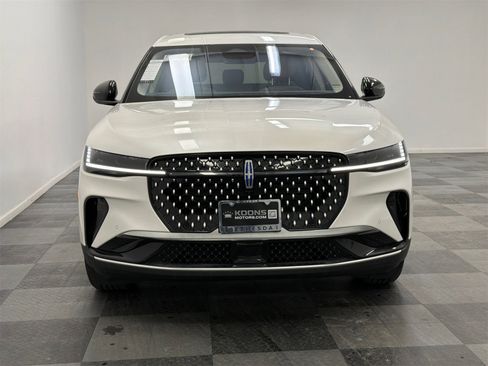 New 2026 Lincoln Nautilus Premier w/ Equipment Group 102A image 3