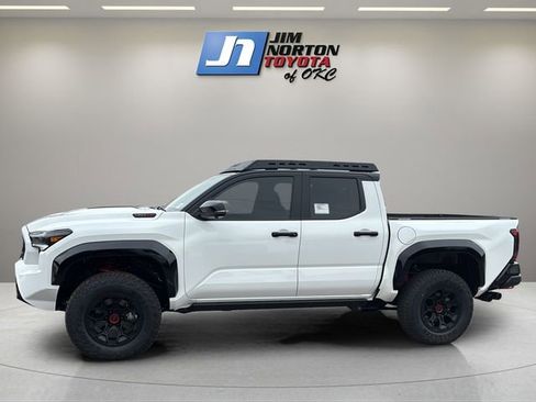 New 2026 Toyota Tacoma TRD Pro AWD/4WD image 8