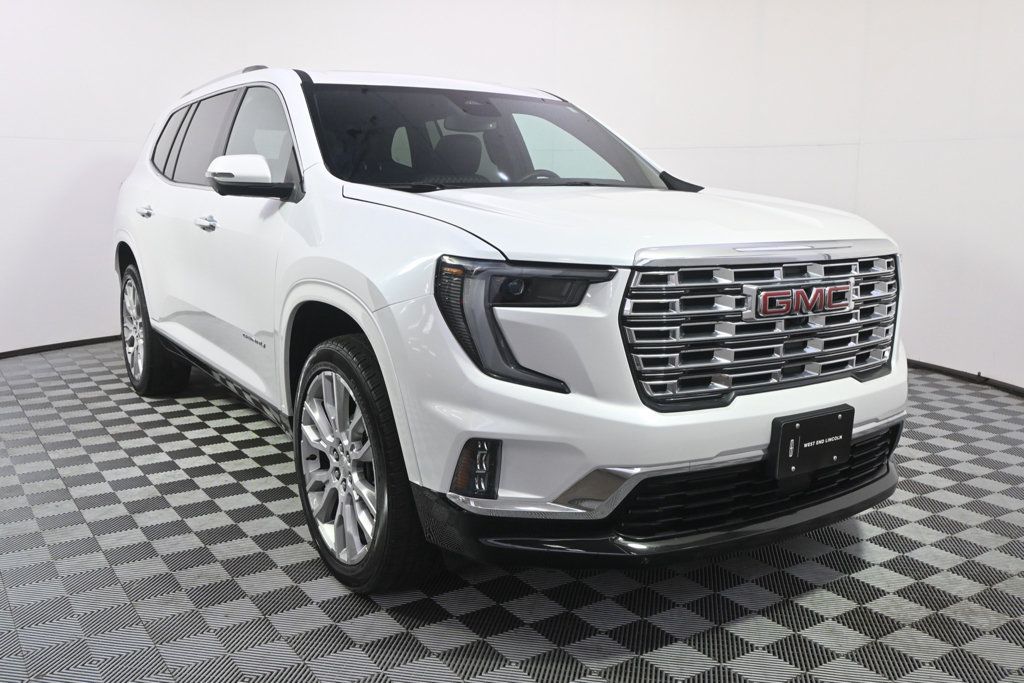 Used 2024 GMC Acadia Denali w/ LPO, Floor Liner Package AWD/4WD image 9