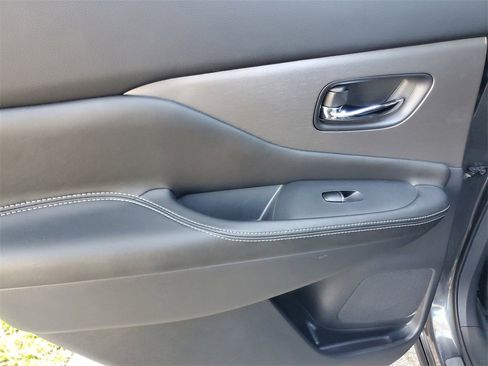 Used 2019 Nissan Murano SL image 13