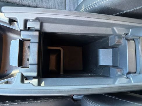 Used 2021 Nissan Rogue SV FWD image 37