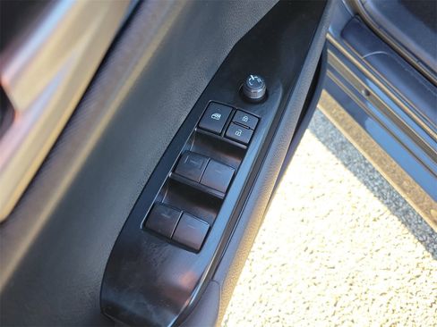 Used 2025 Toyota Camry LE image 15