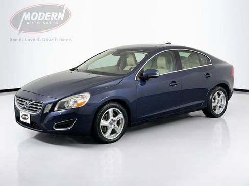 Used 2013 Volvo S60 T5 AWD/4WD image 1