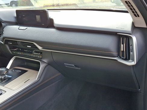 Used 2024 MAZDA CX-90 3.3 Turbo w/ Preferred Plus image 12