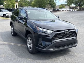 Used 2025 Toyota RAV4 XLE FWD video 3