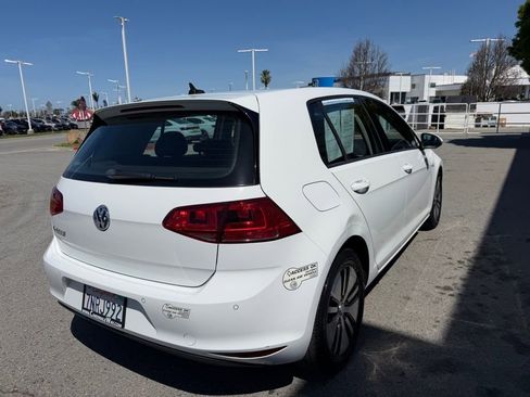 Used 2016 Volkswagen e-Golf SEL Premium image 6