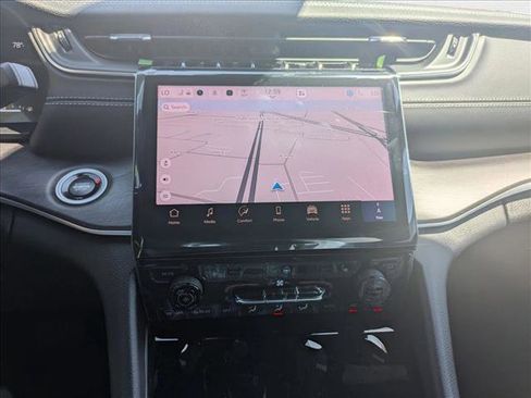 New 2025 Jeep Grand Cherokee L Limited w/ Black Appearance Package image 13