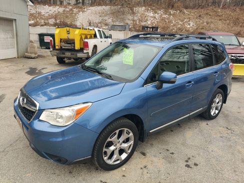 Used 2016 Subaru Forester 2.5i Touring image 2