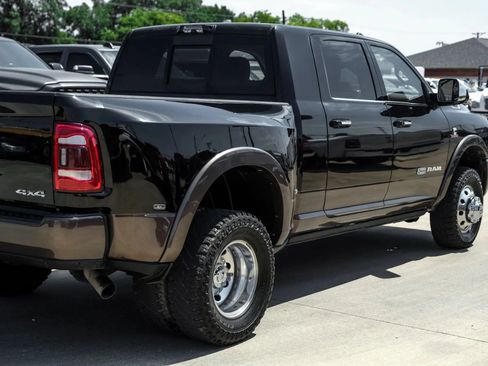 Used 2022 RAM 3500 Limited AWD/4WD image 14