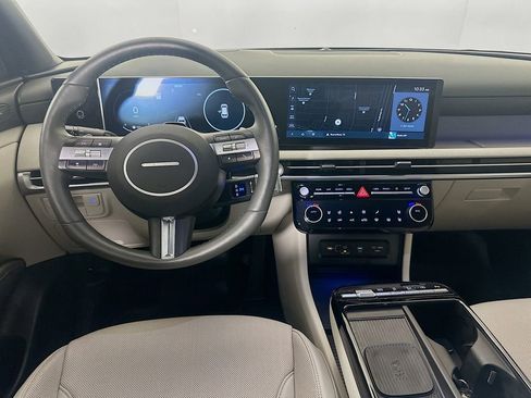 Used 2025 Hyundai Tucson Limited image 22