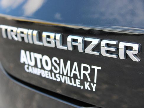Used 2023 Chevrolet TrailBlazer ACTIV FWD image 6