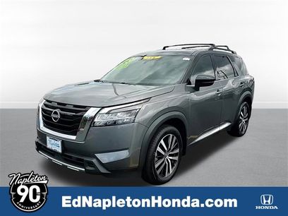 Used 2023 Nissan Pathfinder Platinum