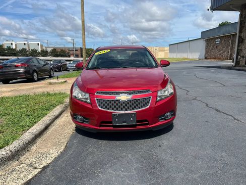Used 2012 Chevrolet Cruze LTZ FWD image 2