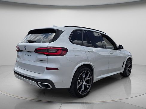 Used 2022 BMW X5 xDrive40i w/ M Sport Package AWD/4WD image 8