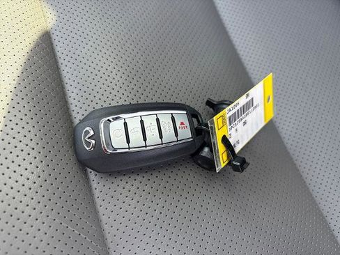 Certified 2023 INFINITI QX50 Luxe w/ Cargo Package image 29