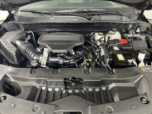 Used 2024 Chevrolet Blazer RS w/ Enhanced Convenience Package image 8