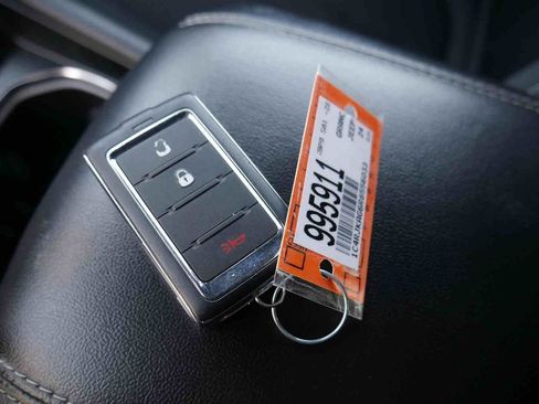 Certified 2024 Jeep Grand Cherokee L Laredo image 29