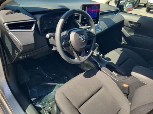 Used 2024 Toyota Corolla LE FWD image 9