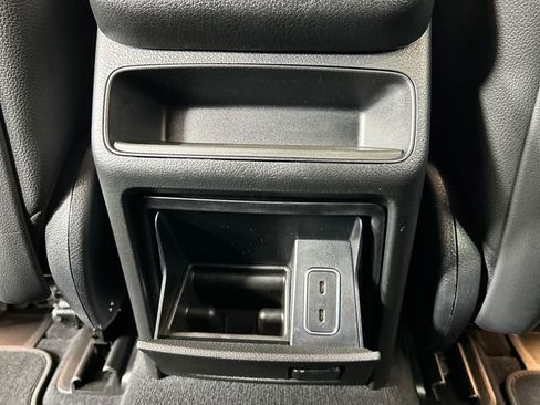 Used 2022 Mercedes-Benz GLE 350 4MATIC image 17