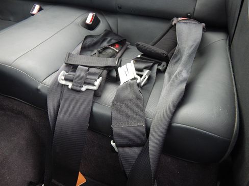 Used 2010 Hyundai Genesis 3.8 image 11