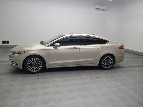 Used 2017 Ford Fusion Platinum image 2