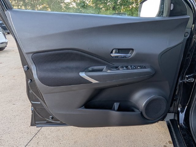 Used 2021 Nissan Kicks SV FWD image 22