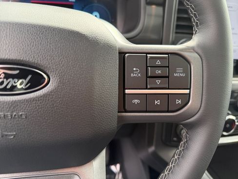 Used 2026 Ford F150 Lariat AWD/4WD image 16