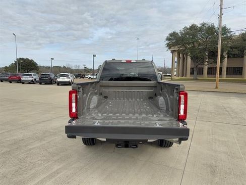 New 2026 Ford F250 XLT w/ FX4 Off-Road Package image 6