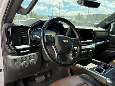 Used 2024 Chevrolet Silverado 3500 High Country w/ High Country Premium Package AWD/4WD image 12