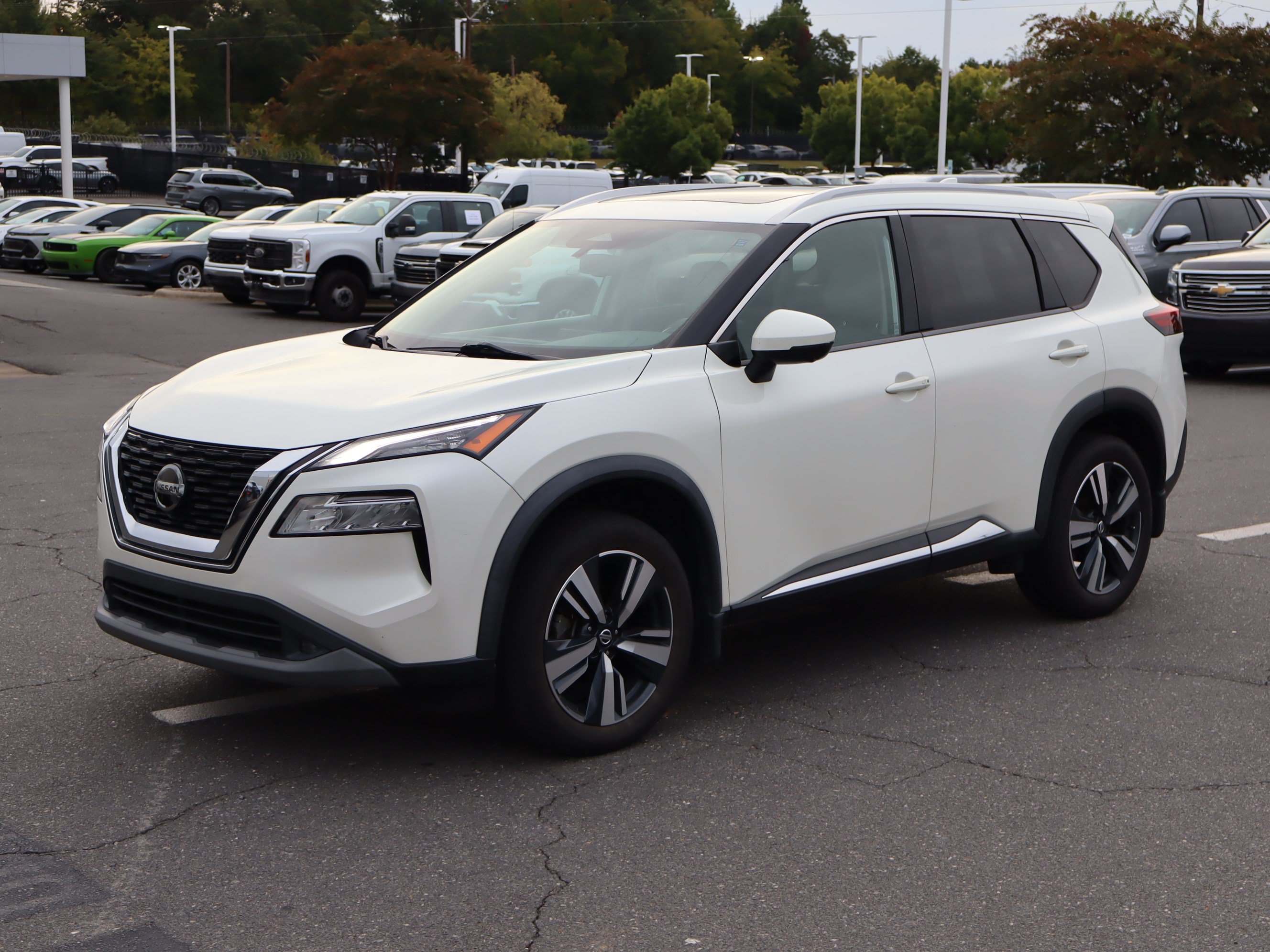 Used 2021 Nissan Rogue SL FWD image 5