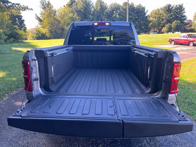 Used 2025 RAM 1500 Limited AWD/4WD image 5