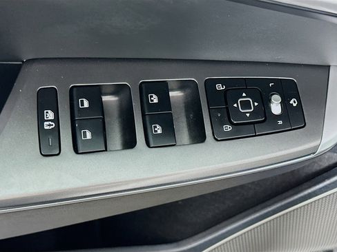 Used 2024 Kia EV6 Wind w/ Wind Technology Package image 15