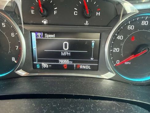 Used 2019 Chevrolet Traverse LT FWD image 5