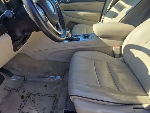 Used 2016 Jeep Grand Cherokee Overland image 36