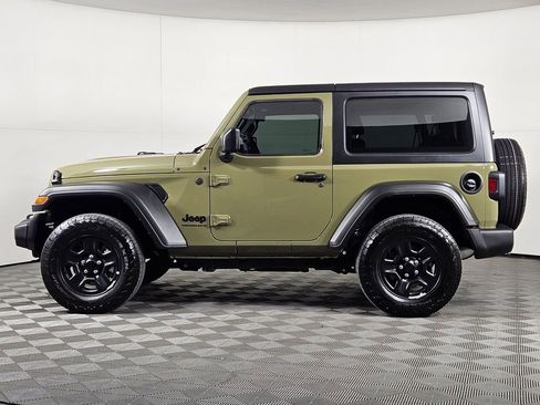 Used 2026 Jeep Wrangler Sport AWD/4WD image 3