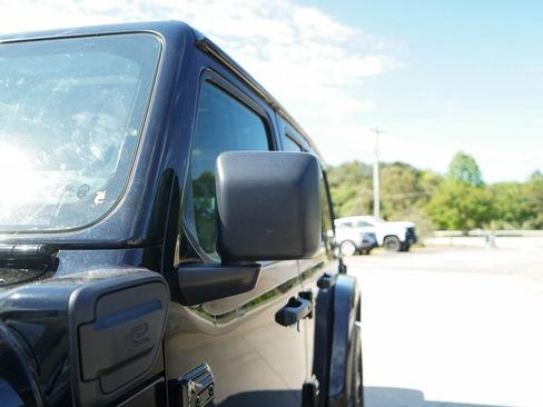 Used 2022 Jeep Wrangler Unlimited Sahara w/ Cold Weather Group image 23