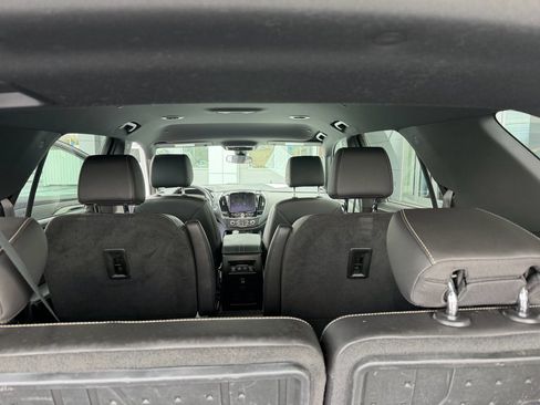 Certified 2023 Chevrolet Traverse LT w/ LPO, Floor Liner Package image 6