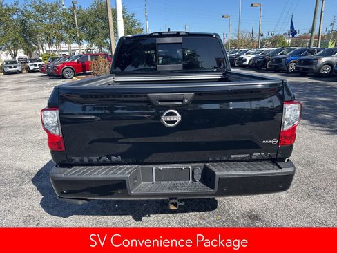 Certified 2024 Nissan Titan SV w/ SV Convenience Package image 6