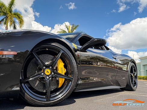 Used 2010 Ferrari 458 Italia Coupe image 12