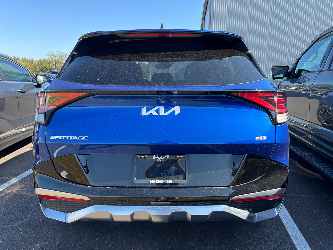 Used 2023 Kia Sportage SX AWD/4WD image 4