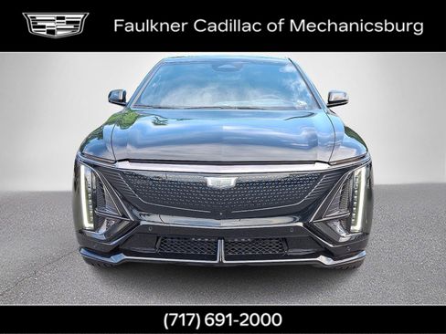 Used 2026 Cadillac Lyriq V image 8